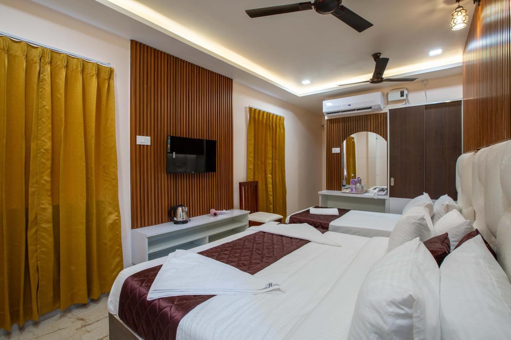 Hotel Surya Empire Rameshwaram Exterior photo