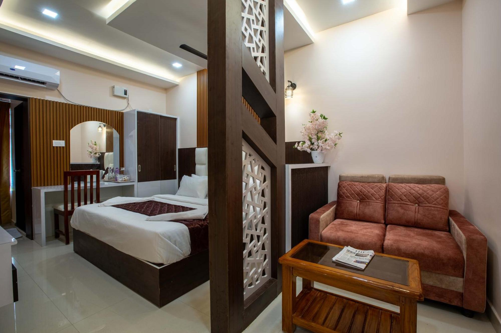 Hotel Surya Empire Rameshwaram Exterior photo